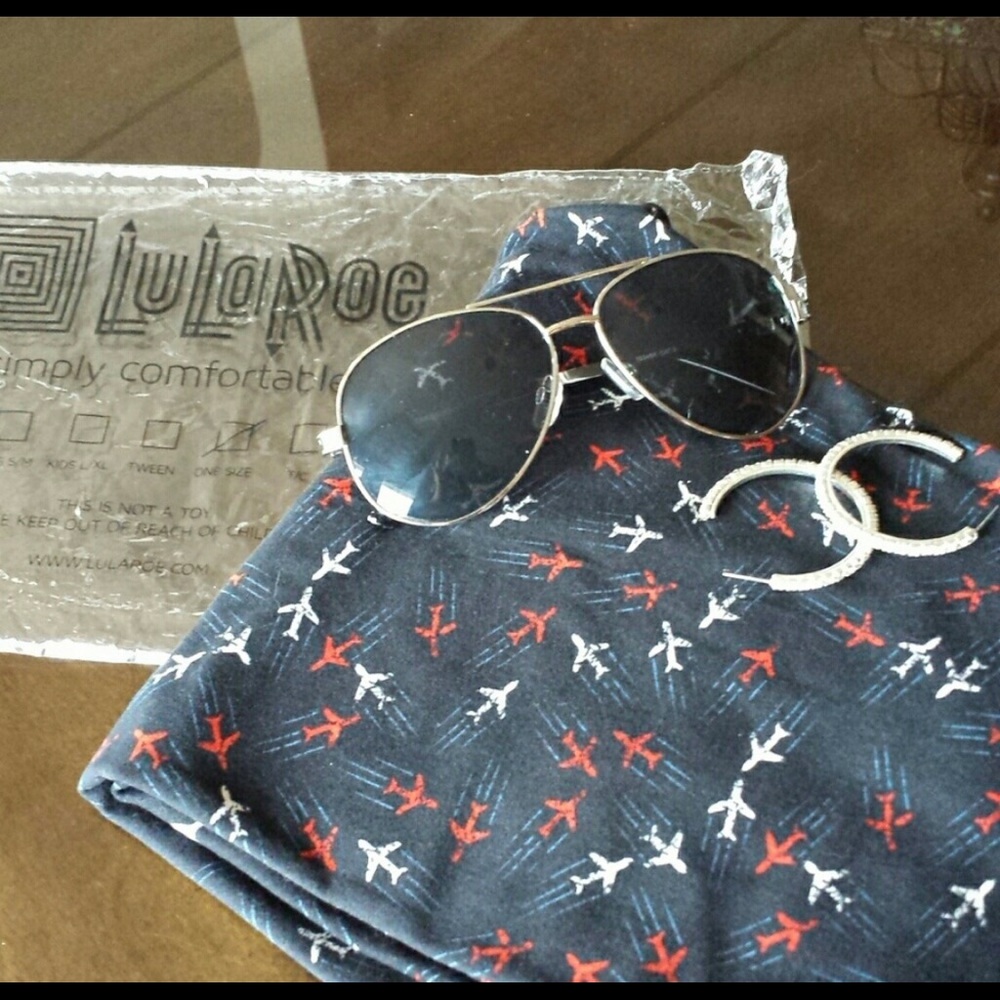 LulaRow legging planes